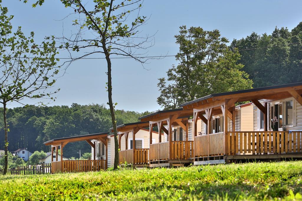 Kamp Slapic Hotel Duga Resa Quarto foto